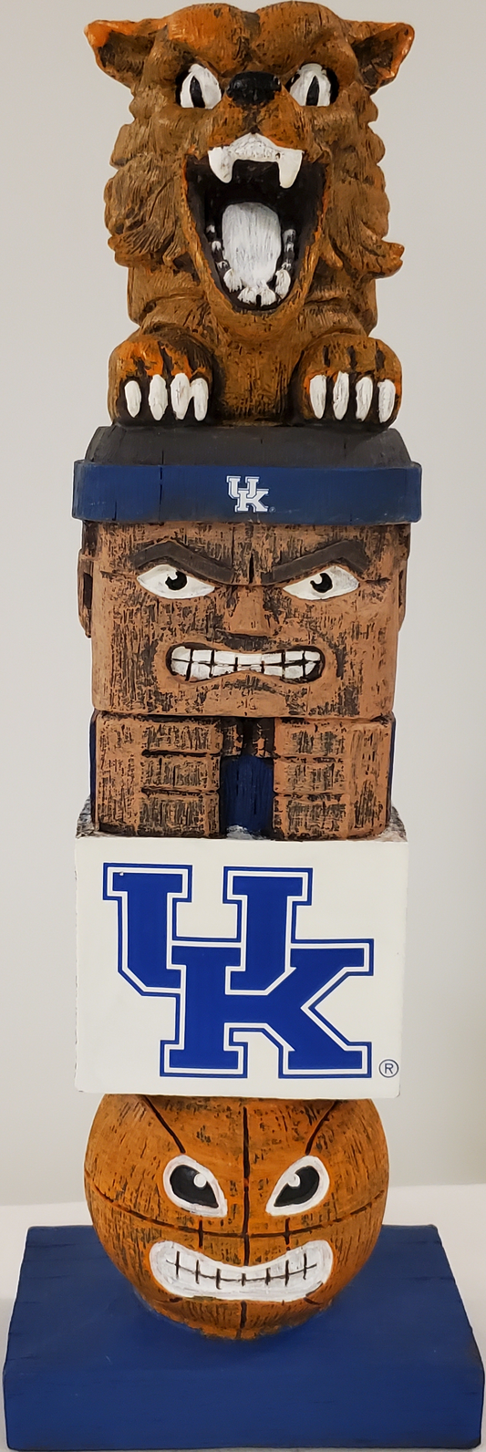 Kentucky Wildcats Totem
